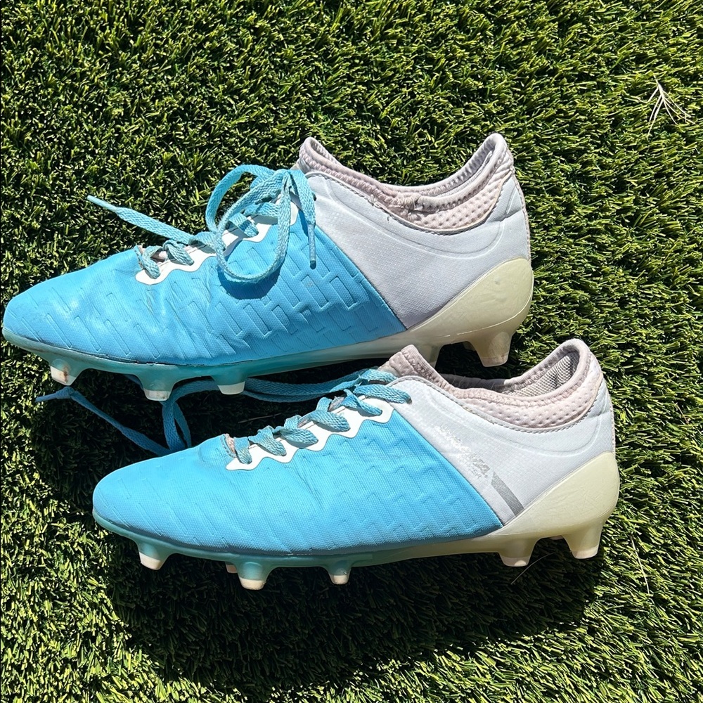 Blue and White Brava Soccer Cleats
